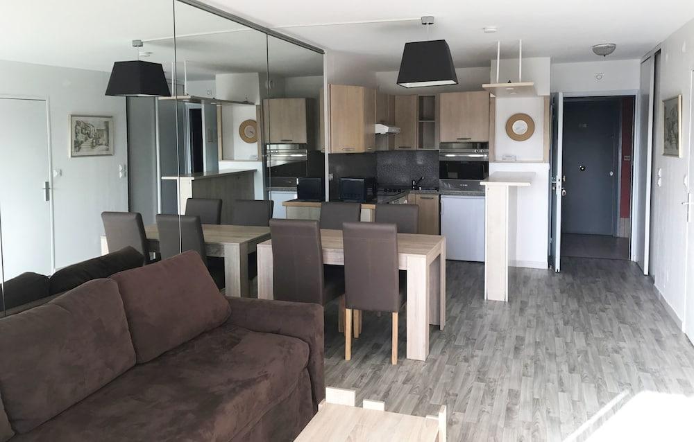 Residence Odalys Open Golfe Juan Eksteriør billede