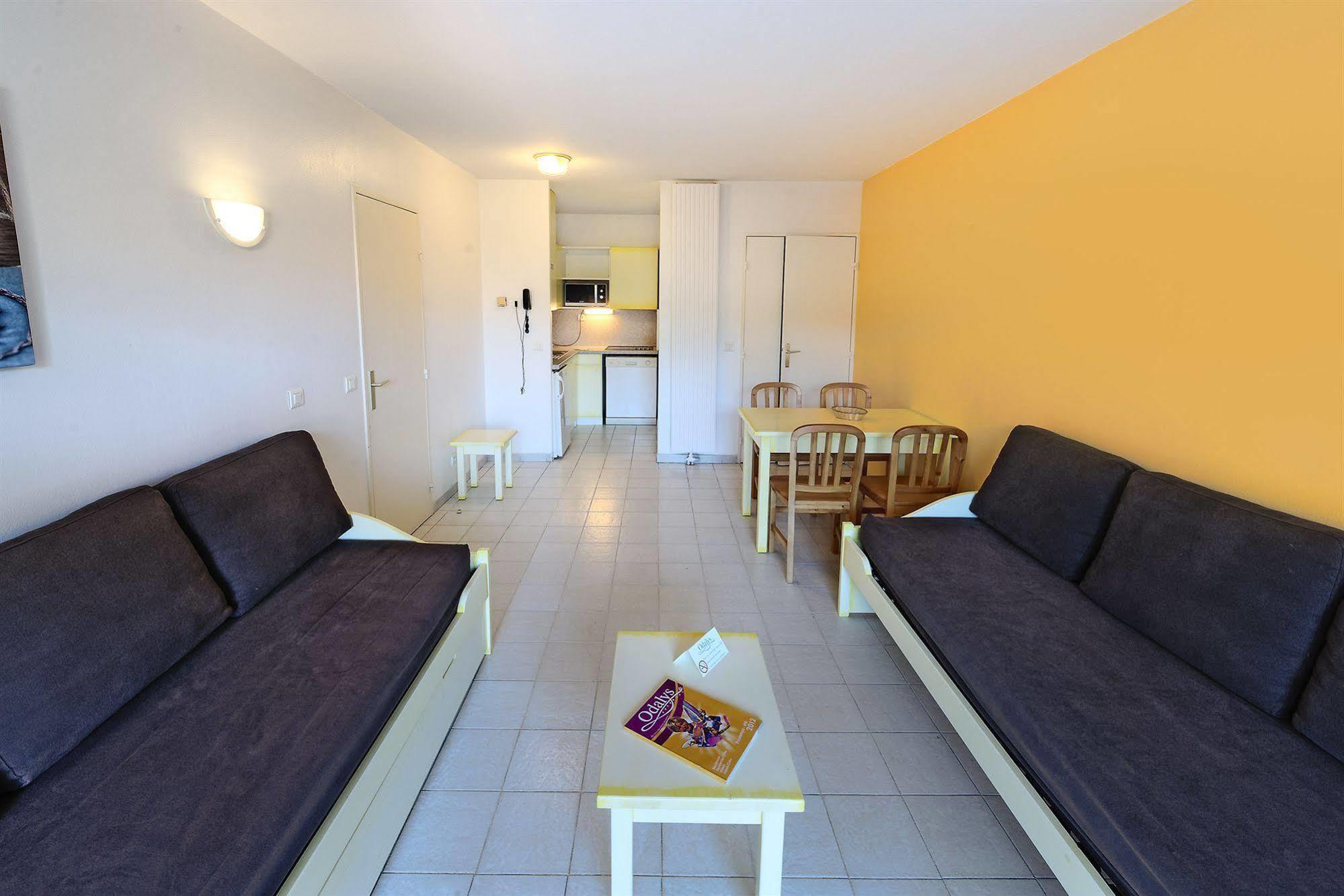 Residence Odalys Open Golfe Juan Eksteriør billede